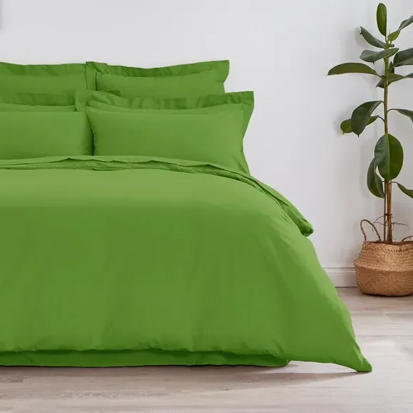 Plain Duvet Cover with Non Iron - Apple, Cotton