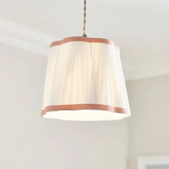 Pleated Lamp Shade with Fan Design - Pink image