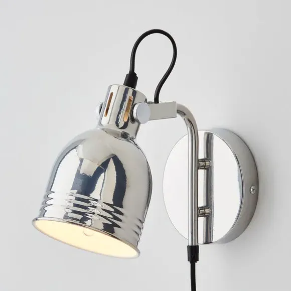 Plug-In Wall Light with Movable Head - Chrome image