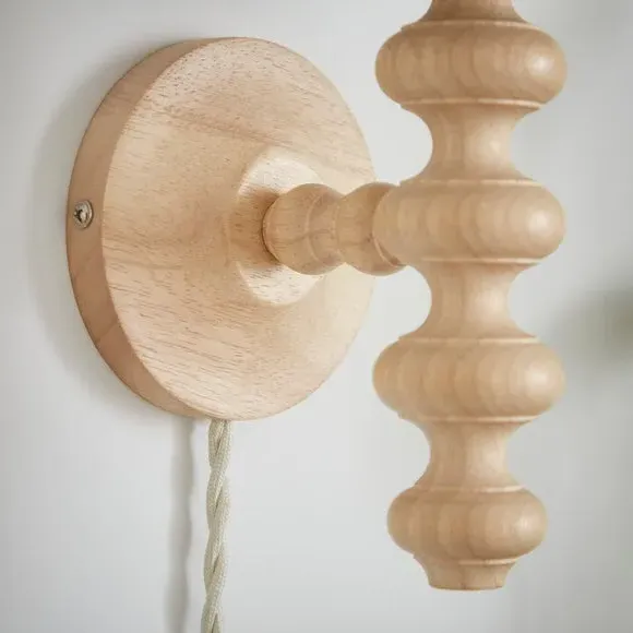 Plug-In Wall Light with Pleated Shade - Natural