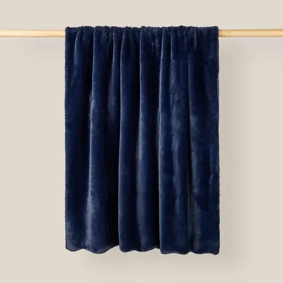 Plush Throw Blanket - Navy
