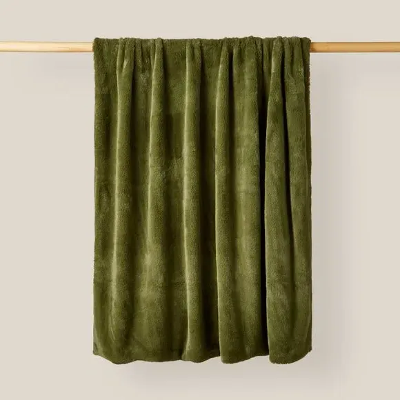 Plush Throw Blanket - Olive