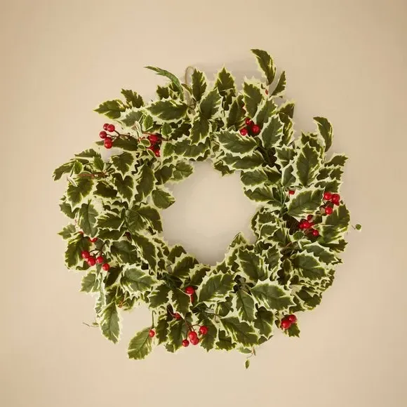 Pre-Lit Holly Wreath with LEDs - Green, Artificial