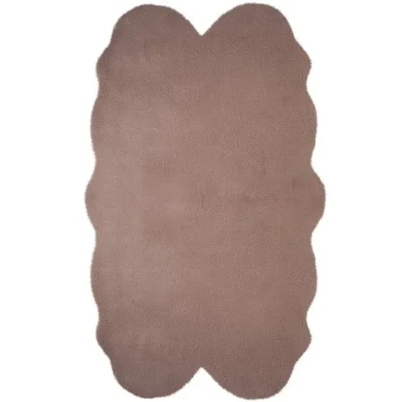 Quad Rug - Ivory, Faux Fur