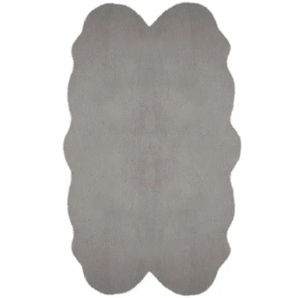 Quad Rug - Ivory, Faux Fur