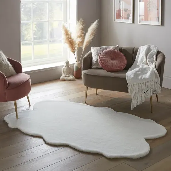 Quad Rug - Ivory, Faux Fur