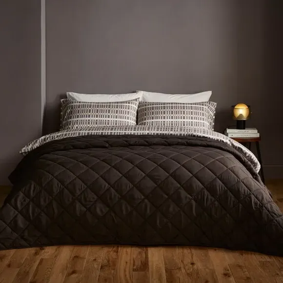 Quilted Bedspread - Bitter Chocolate, Recycled Polyester image