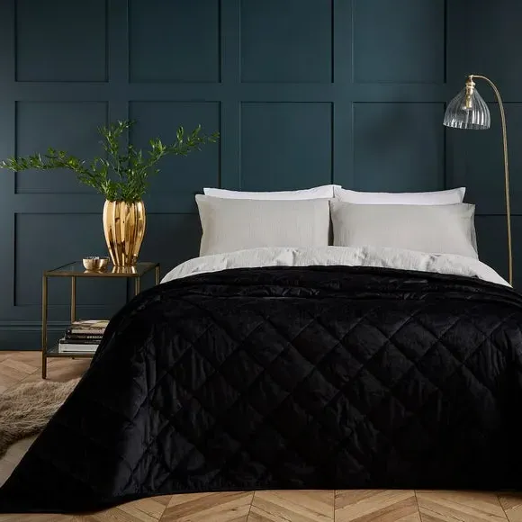Quilted Bedspread - Black, Velvet