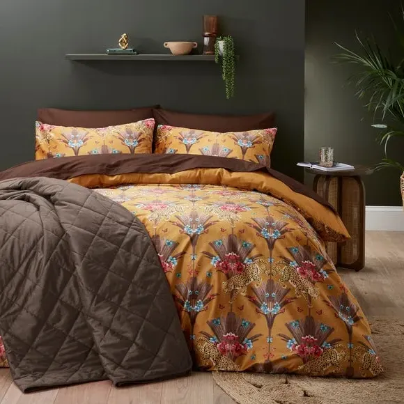 Quilted Bedspread - Brown, Velvet