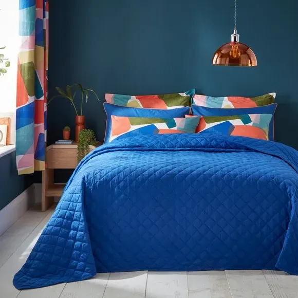 Quilted Bedspread - Classic Blue, Cotton image