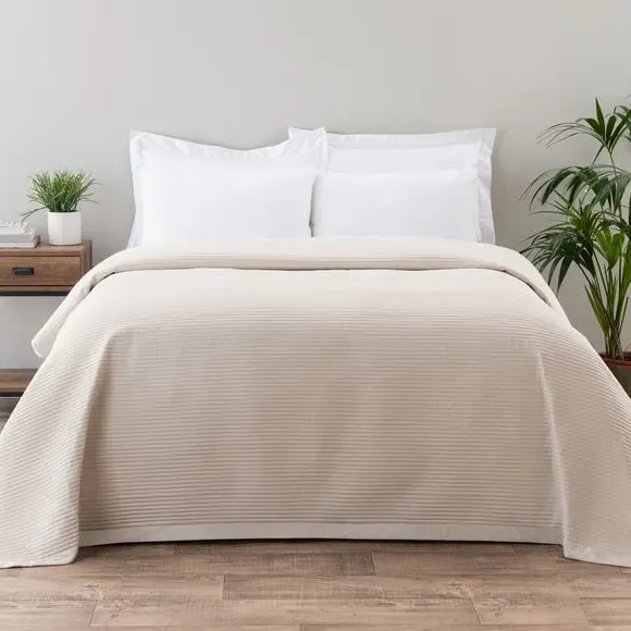Quilted Bedspread - Natural, Polyester