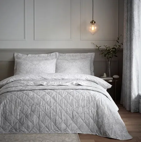 Quilted Bedspread Reversible - Grey, Polycotton image