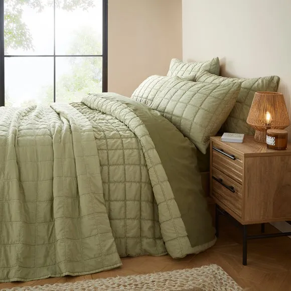 Quilted Bedspread with Grid Texture - Soft Olive