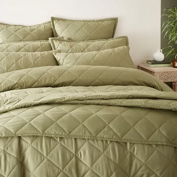 Quilted Duvet Cover Set - Olive, Microfibre