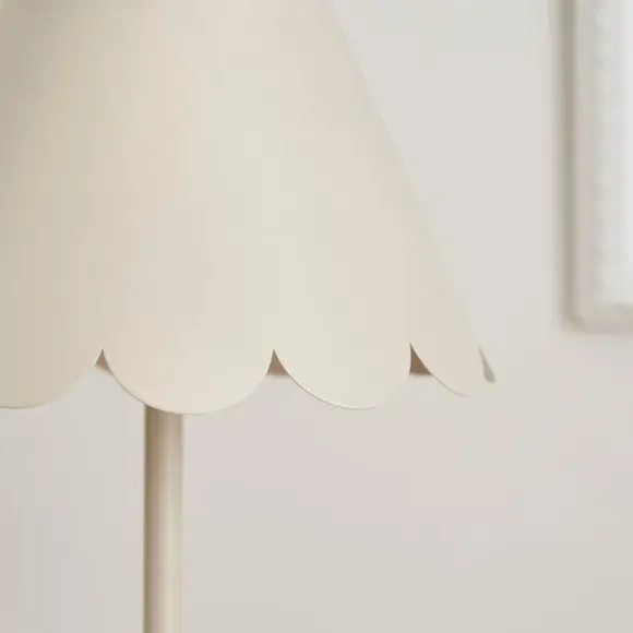 Rechargeable Table Lamp Scalloped - Natural, Metal