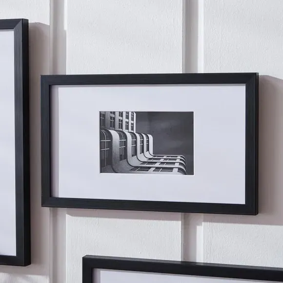 Rectangle Photo Frame with Mount - Black image