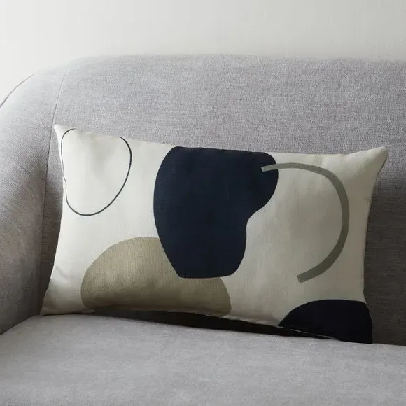 Rectangular Cushion with Print - Multicolor image