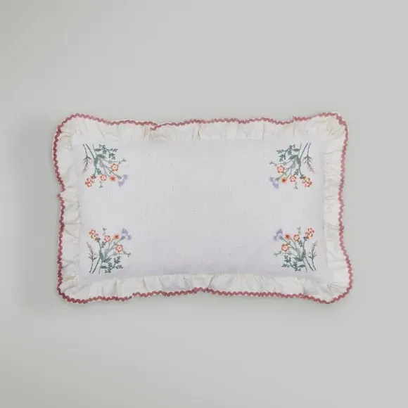 Rectangular Cushion with Ruffle Edge - Natural