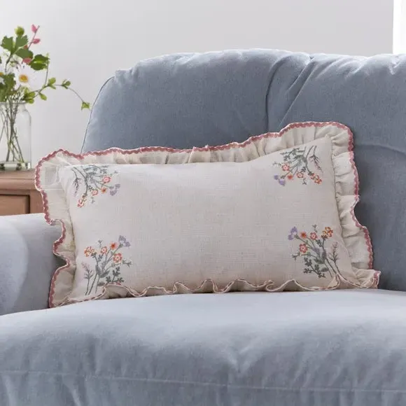 Rectangular Cushion with Ruffle Edge - Natural image