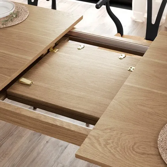 Rectangular Extendable Dining Table - Oak