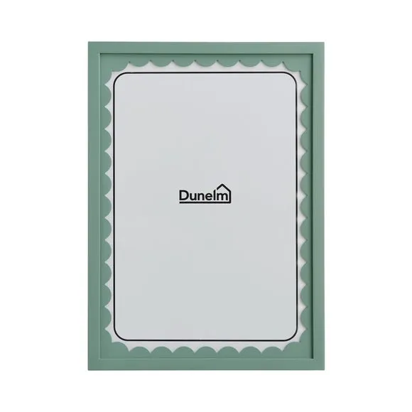 Rectangular Photo Frame Scalloped - Lilypad