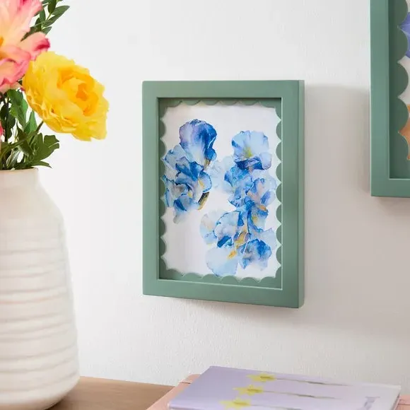 Rectangular Photo Frame Scalloped - Lilypad
