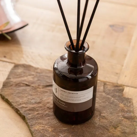 Reed Diffuser Amber Tonka Scent - Brown Glass