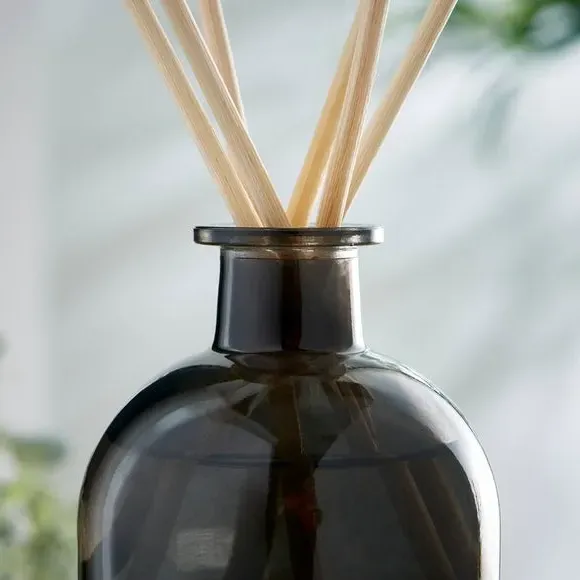 Reed Diffuser with Natural Reeds - Black, Glass