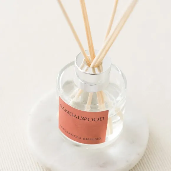Reed Diffuser with Sandalwood Scent - Clear Glass
