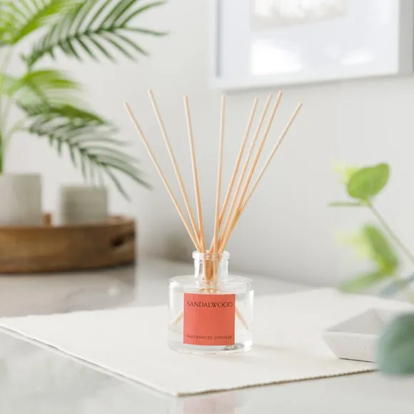 Reed Diffuser with Sandalwood Scent - Clear Glass