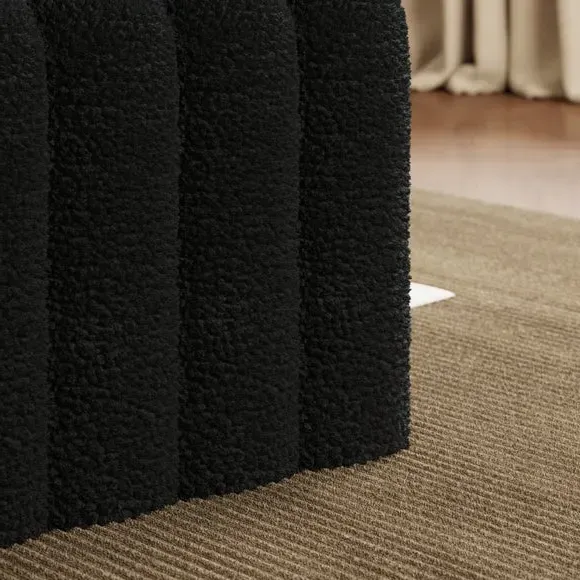 Ribbed Bench with Foam Filling - Black, Sherpa
