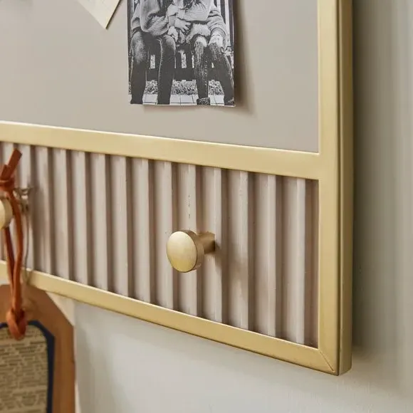 Ribbed Magnetic Notice Board - Natural, Wood