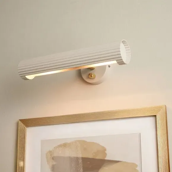Ribbed Picture Light with Switch - Sandstone