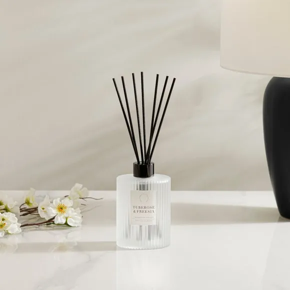 Ribbed Reed Diffuser - Clear Glass image