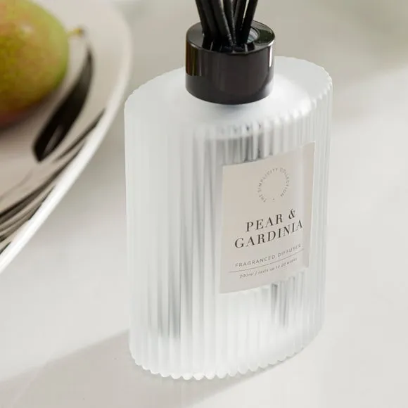 Ribbed Reed Diffuser - Pear Gardenia, Glass