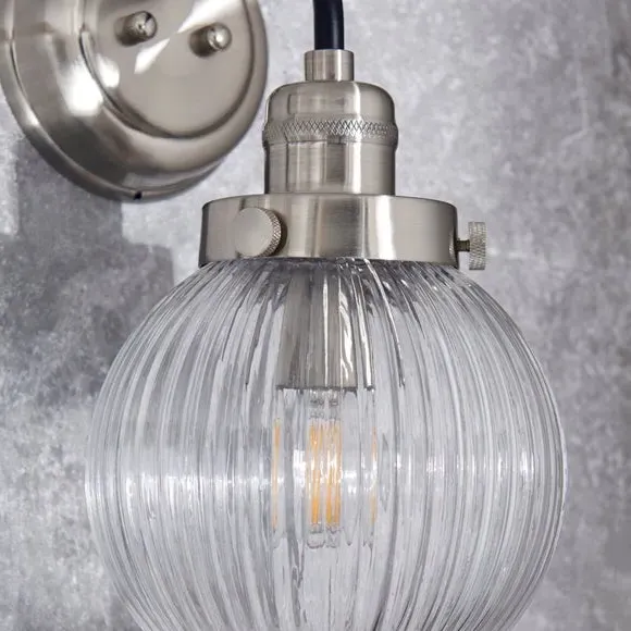 Ribbed Wall Light - Chrome