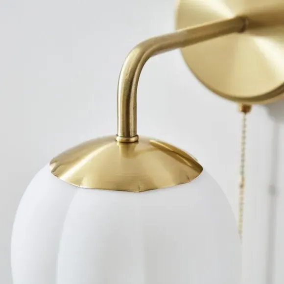 Ribbed Wall Light - Gold, Glass