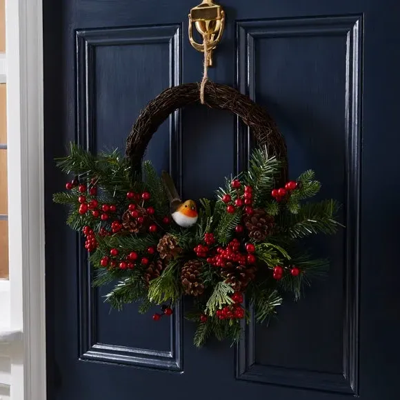 Robin Wreath with Rattan Base - Green image