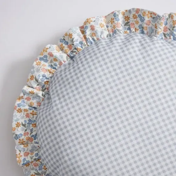 Round Cushion with Ruffle Edge - Blue, Cotton