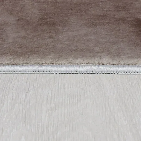 Round Rug - Brown, Polyester