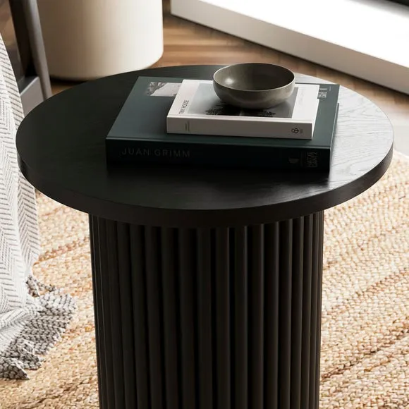 Round Side Table - Black, Wood