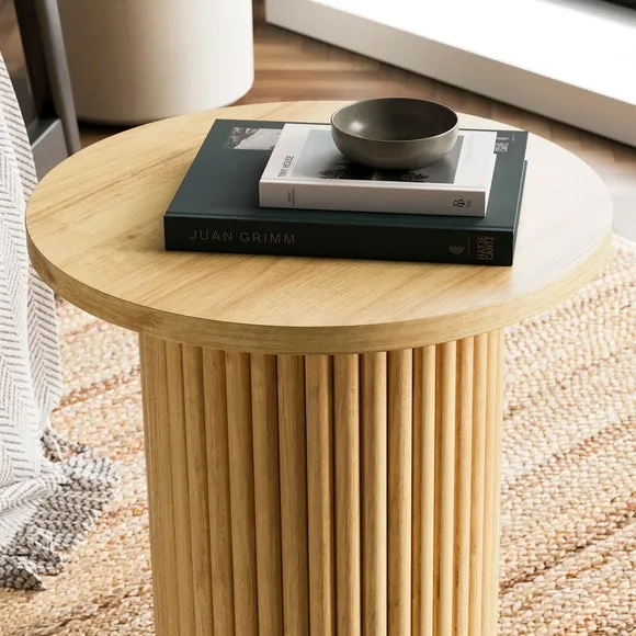 Round Side Table - Oak, Wood