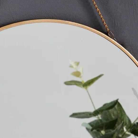 Round Wall Mirror with Chain - Gold