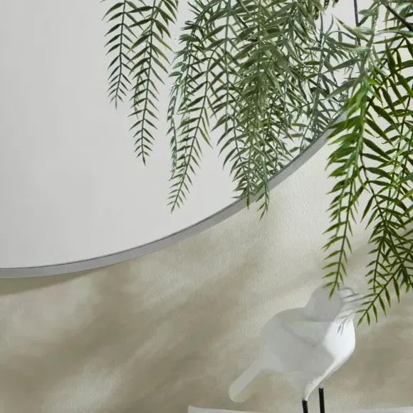 Round Wall Mirror with D-Ring Hook - Silver