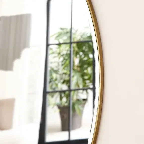 Round Wall Mirror with Frame - Gold