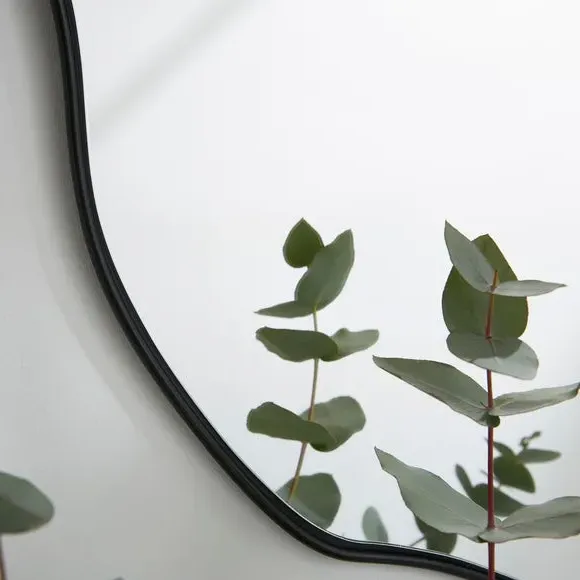 Round Wall Mirror with Polished Frame - Black