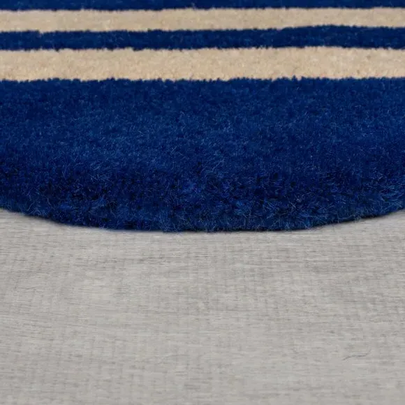 Runner Rug with Scalloped Edges - Blue, Wool