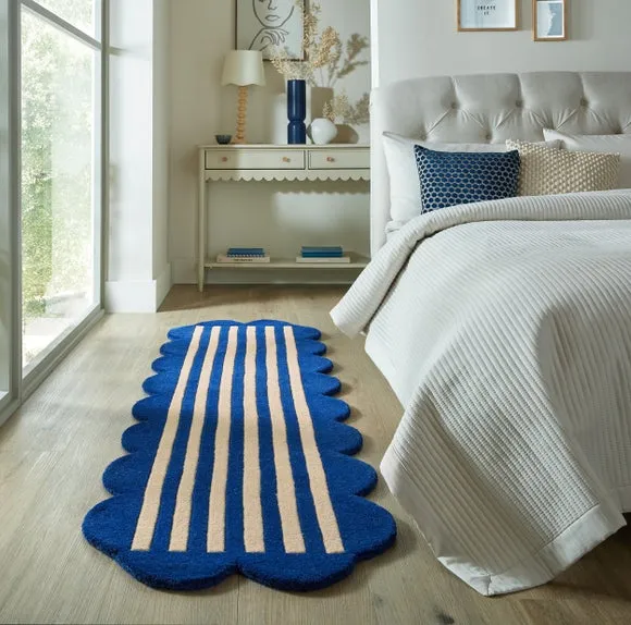 Runner Rug with Scalloped Edges - Blue, Wool