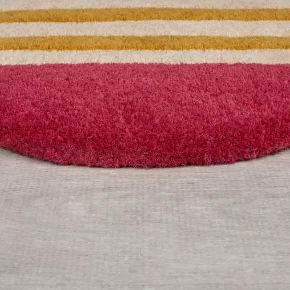 Runner Rug with Scalloped Edges - Yellow, Wool