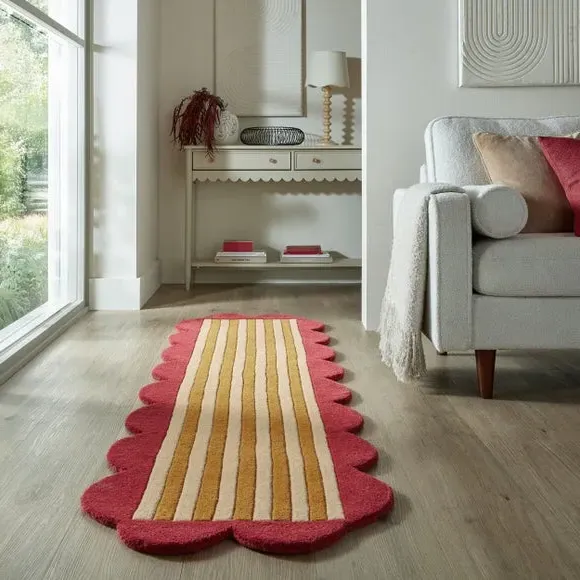Runner Rug with Scalloped Edges - Yellow, Wool